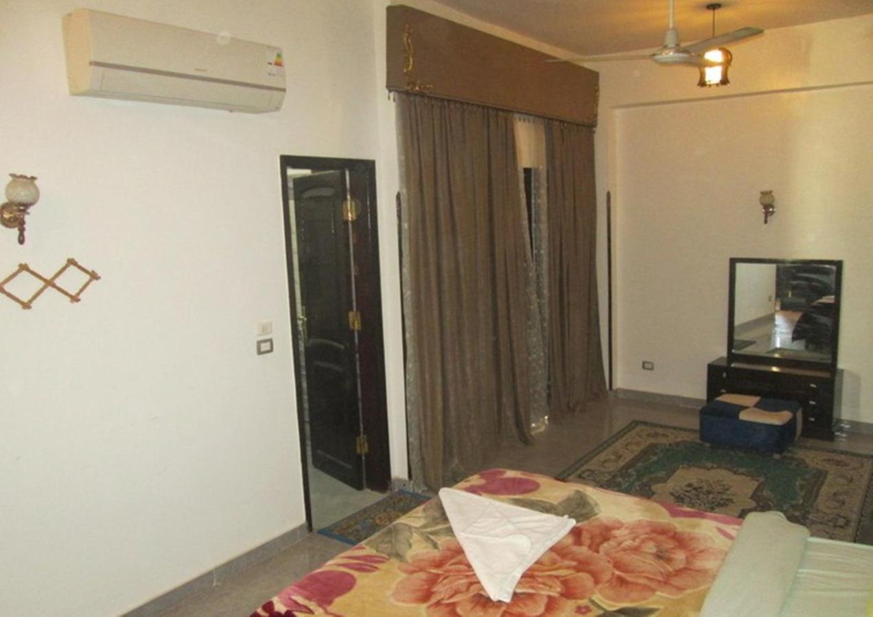 Mama Africa Luxor Aparthotel Exteriör bild